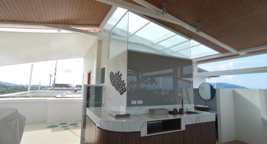For sale 4 bedrooms condo in Mueang Phuket, Phuket