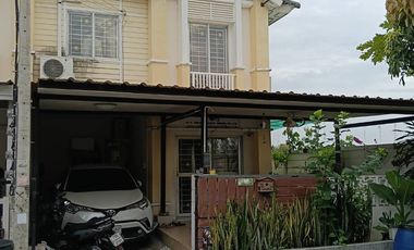 For sale 3 bedrooms townhouse in Khlong Luang, Pathum Thani