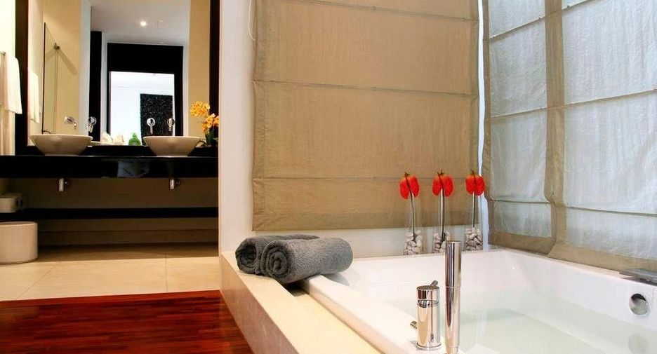For rent 2 bedrooms condo in Mueang Phuket, Phuket