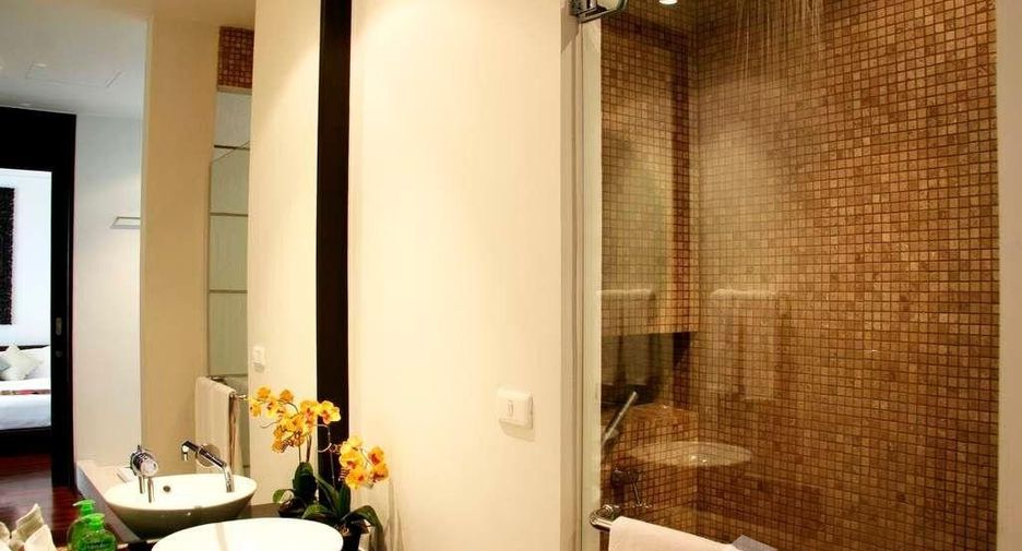For rent 2 bedrooms condo in Mueang Phuket, Phuket