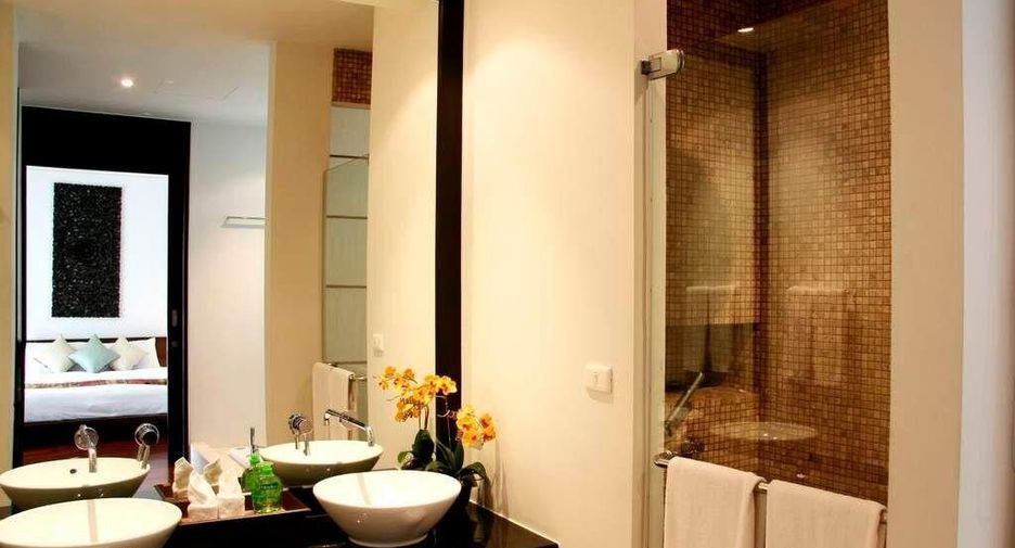 For rent 2 bedrooms condo in Mueang Phuket, Phuket