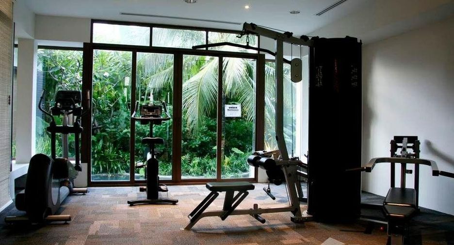 For rent 2 bedrooms condo in Mueang Phuket, Phuket