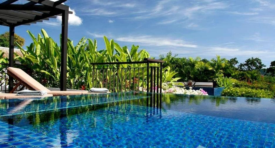 For rent 2 bedrooms condo in Mueang Phuket, Phuket