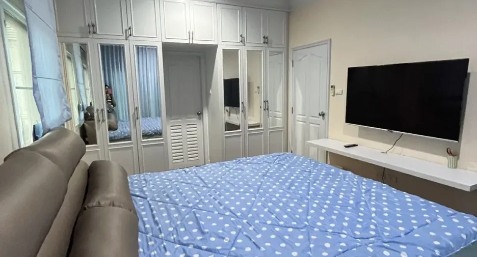Haus zum Kauf und zur Miete mit 3 Zimmer in Prawet, Bangkok