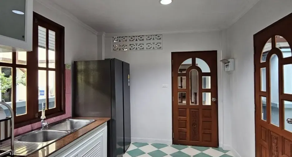 For sale and for rent 3 bedrooms house in Thalang, Phuket