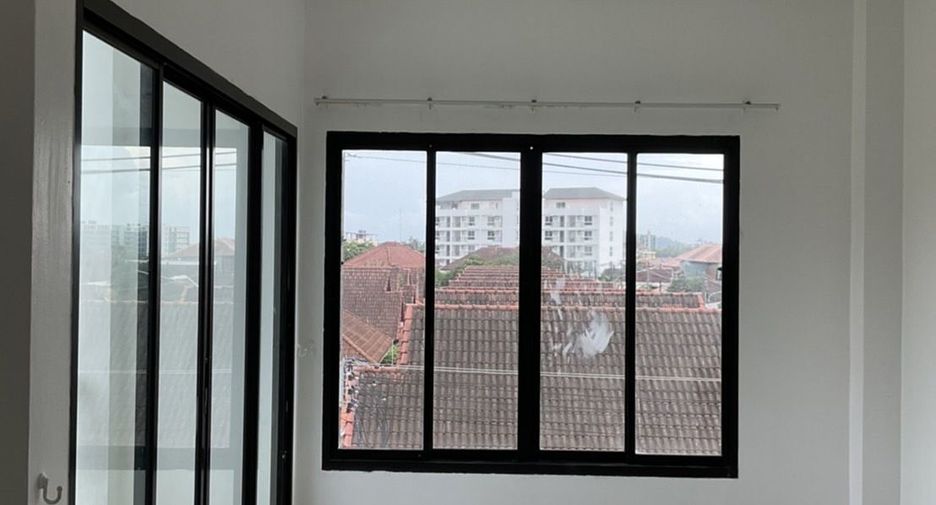 For sale 4 bedrooms townhouse in Mueang Phuket, Phuket