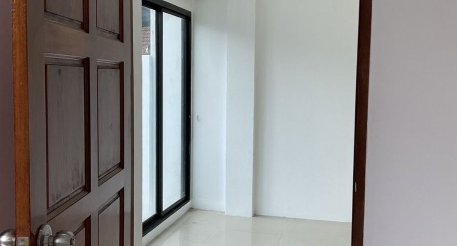 For sale 4 bedrooms townhouse in Mueang Phuket, Phuket