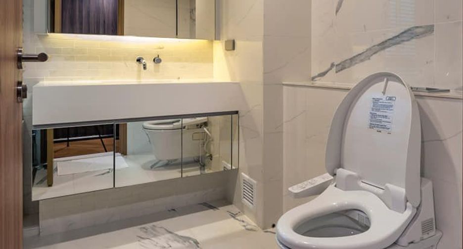 For sale and for rent 3 bedrooms condo in Watthana, Bangkok