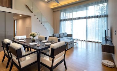 Condo en venta y en alquiler de 3 habitaciones en Watthana, Bangkok