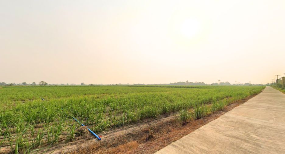 Продажа Участок в Mueang Kamphaeng Phet, Кампхэнгпхет
