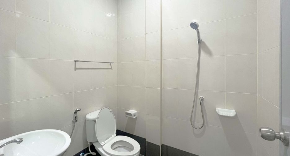 For sale 3 bedrooms townhouse in Bang Khen, Bangkok