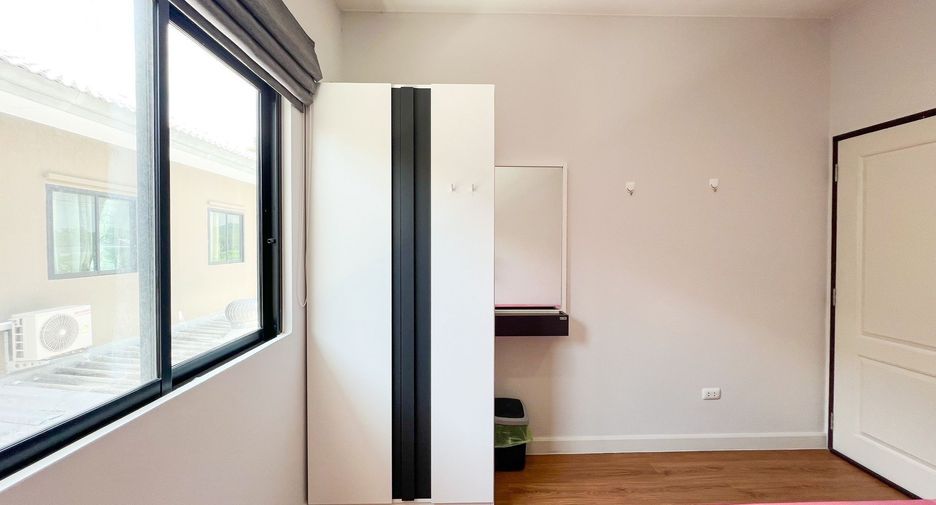 For sale 3 bedrooms townhouse in Thalang, Phuket