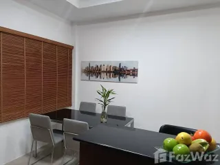 出售 2 卧室 联排别墅 在 塔朗, 普吉