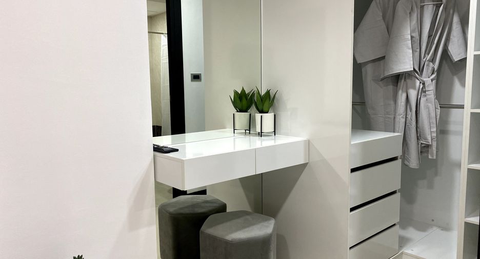 For sale 1 bed condo in Mueang Phuket, Phuket