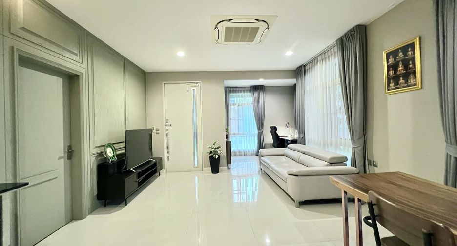 For sale and for rent 4 bedrooms house in Bang Phli, Samut Prakan
