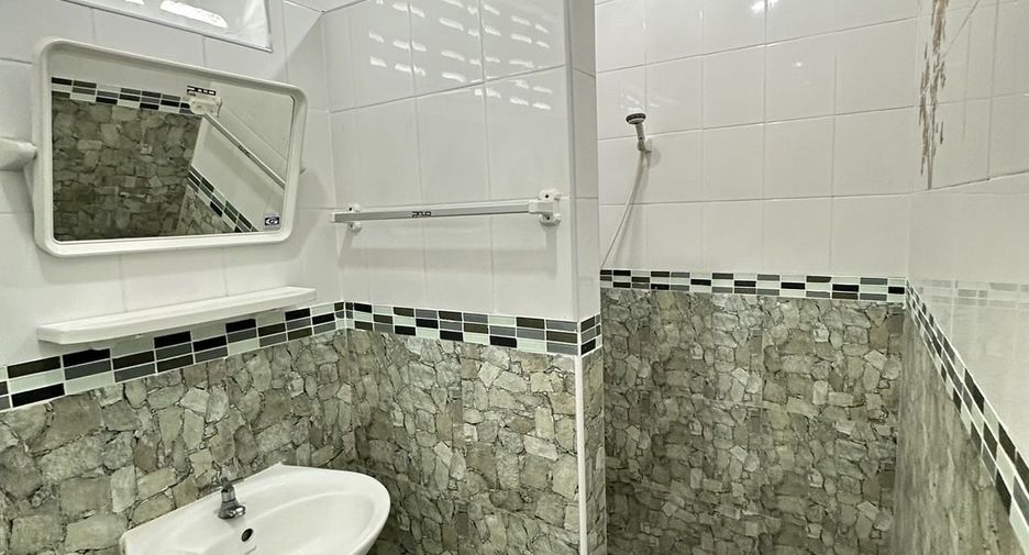 For sale 3 bedrooms townhouse in Mueang Phuket, Phuket