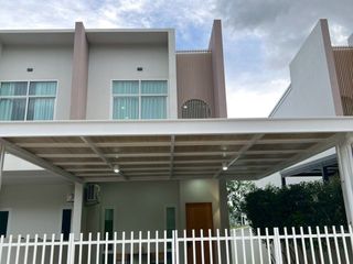 For rent 2 bedrooms townhouse in Thalang, Phuket
