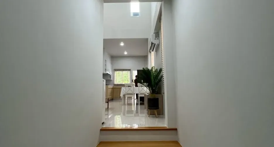 For rent 2 bedrooms townhouse in Thalang, Phuket