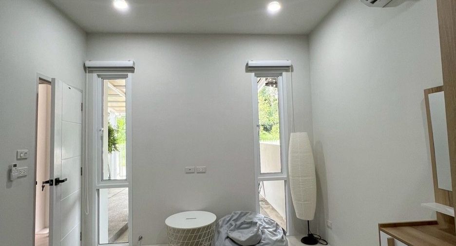 For rent 2 bedrooms townhouse in Thalang, Phuket