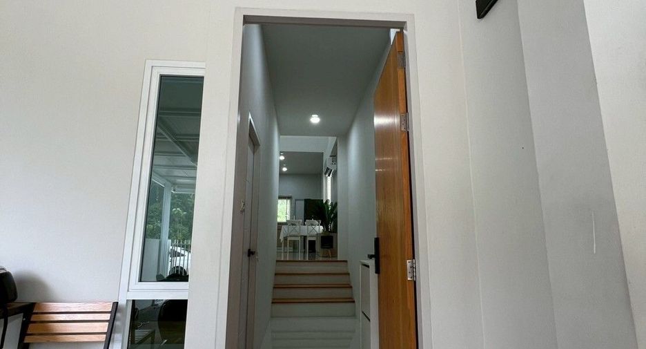 For rent 2 bedrooms townhouse in Thalang, Phuket
