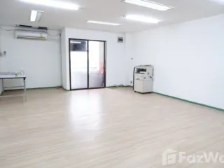 出售 和 出租 办公室 在 Suan Luang, 曼谷