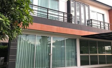 Haus zum Kauf und zur Miete mit 3 Zimmer in Phan Thong, Chonburi