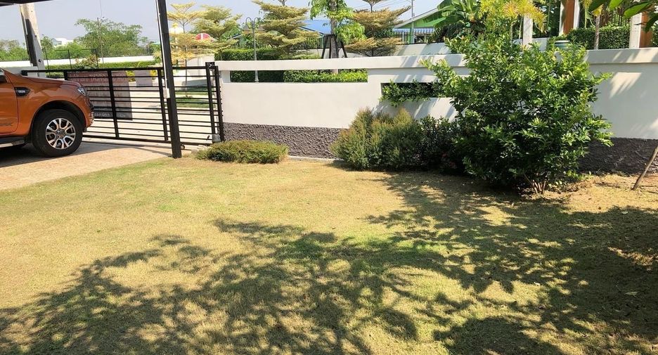 Casa en venta y en alquiler de 3 habitaciones en Phan Thong, Chonburi