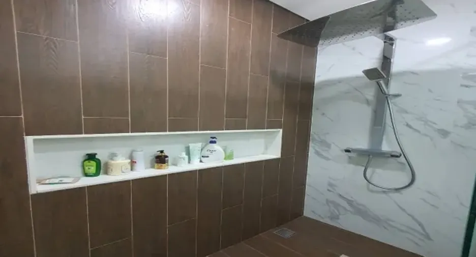 For sale and for rent 4 bedrooms house in Bang Kapi, Bangkok