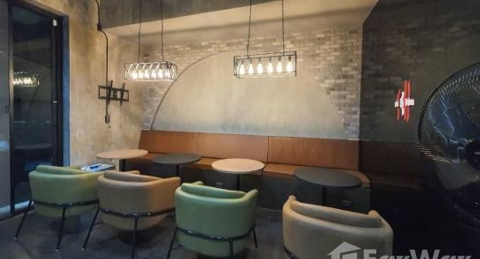 Casa en venta y en alquiler de 4 habitaciones en Bang Kapi, Bangkok