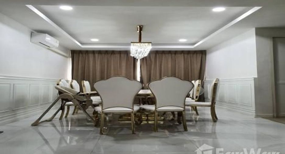For sale and for rent 4 bedrooms house in Bang Kapi, Bangkok