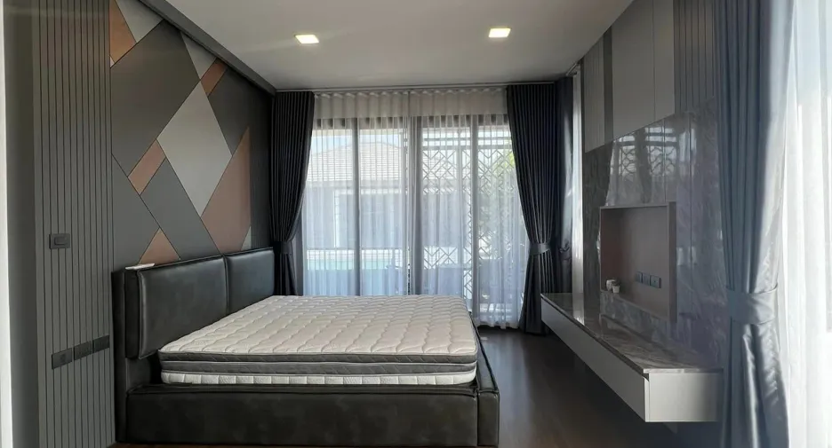 出售 和 出租 4 卧室 独立屋 在 Bang Phli, Samut Prakan