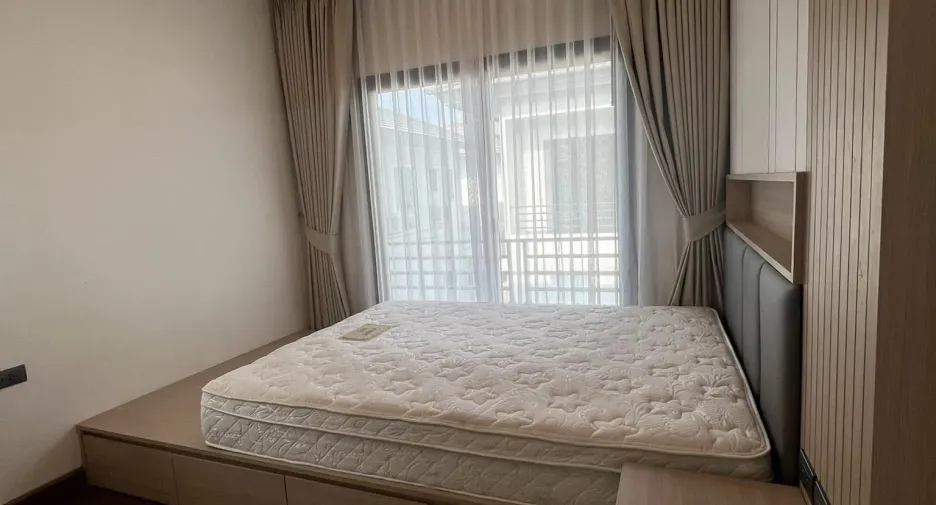 For sale and for rent 4 bedrooms house in Bang Phli, Samut Prakan