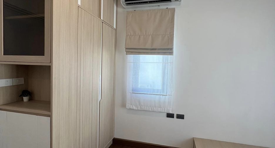 For sale and for rent 4 bedrooms house in Bang Phli, Samut Prakan