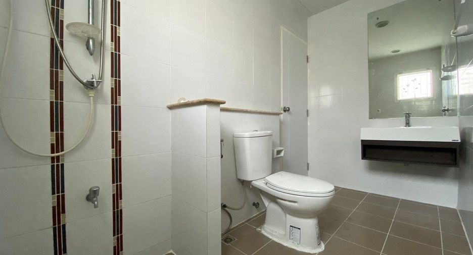 Casa en venta y en alquiler de 3 habitaciones en Mueang Samut Sakhon, Samut Sakhon