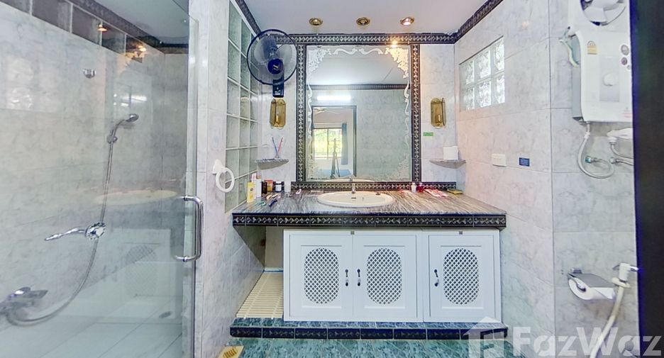 For sale 8 bedrooms villa in Kathu, Phuket
