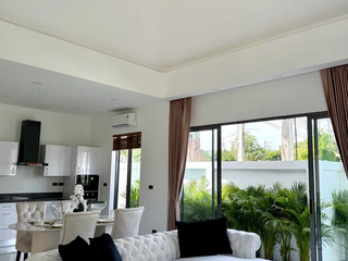 For sale 3 bedrooms villa in Mueang Phuket, Phuket