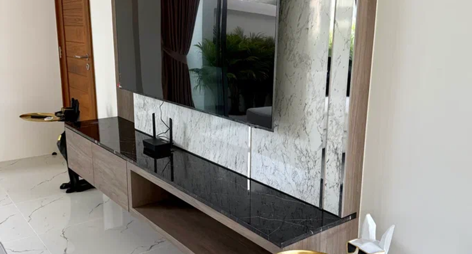 For sale 3 bedrooms villa in Mueang Phuket, Phuket