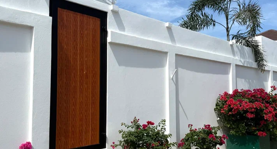 For sale 3 bedrooms villa in Mueang Phuket, Phuket