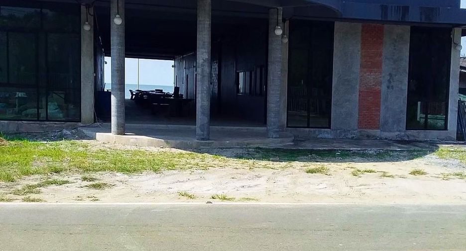 For sale 40 bedrooms hotel in Laem Sing, Chanthaburi