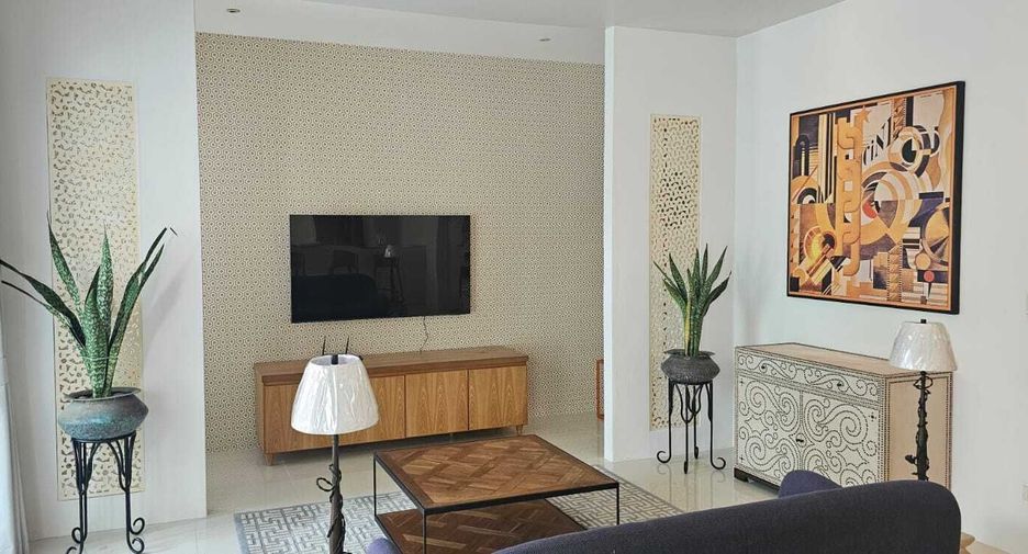 For sale 2 bedrooms villa in Mueang Phuket, Phuket