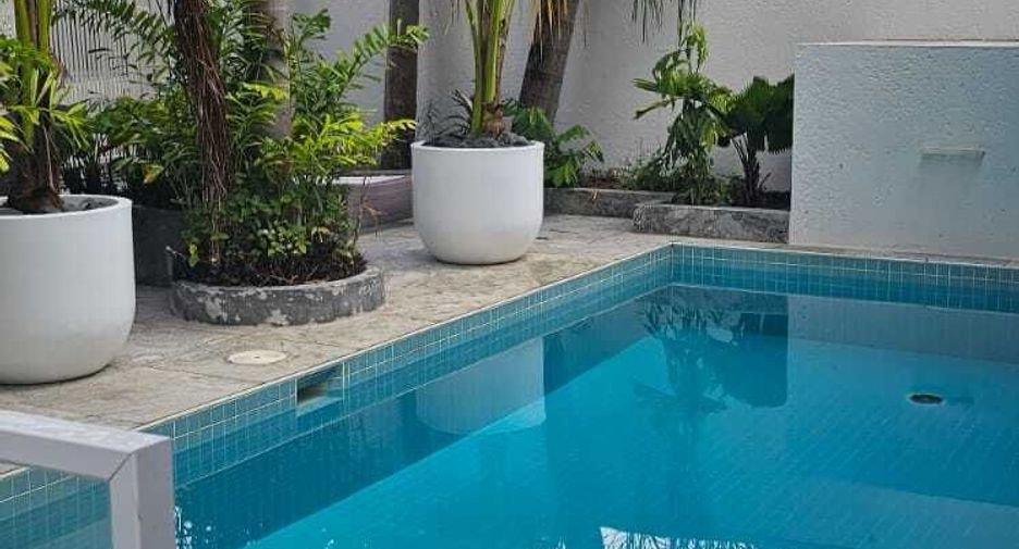 For sale 2 bedrooms villa in Mueang Phuket, Phuket