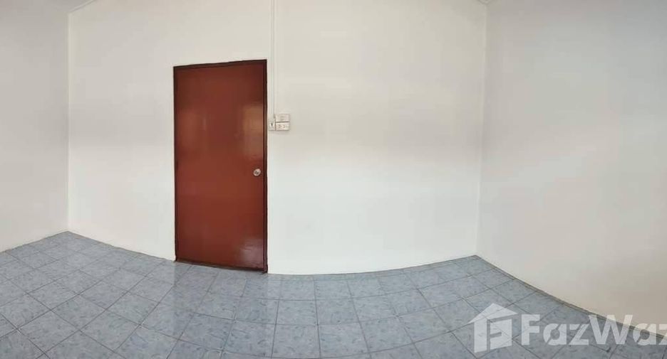 For sale 3 bedrooms townhouse in Thawi Watthana, Bangkok