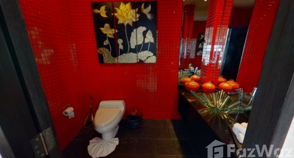 For rent 5 bedrooms villa in Mueang Phuket, Phuket