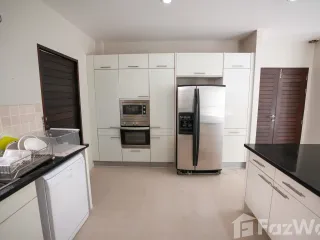 Villa zur Miete mit 5 Zimmer in Mueang Phuket, Phuket
