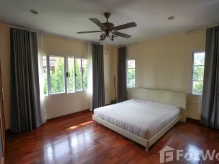 Villa zur Miete mit 5 Zimmer in Mueang Phuket, Phuket