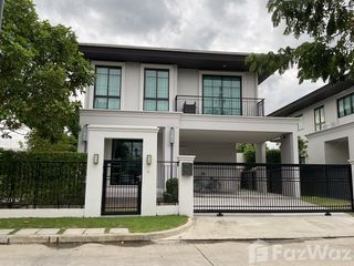 Casa en venta y en alquiler de 3 habitaciones en Prawet, Bangkok