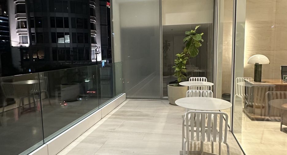 Продажа 1 кровать кондо в Кхлонг Тоеи, Бангкок