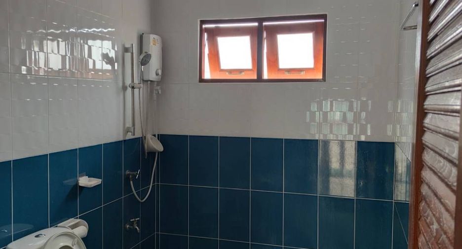 For rent 3 bedrooms house in Mueang Chiang Rai, Chiang Rai