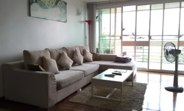 Condo en venta y en alquiler de 2 habitaciones en Watthana, Bangkok