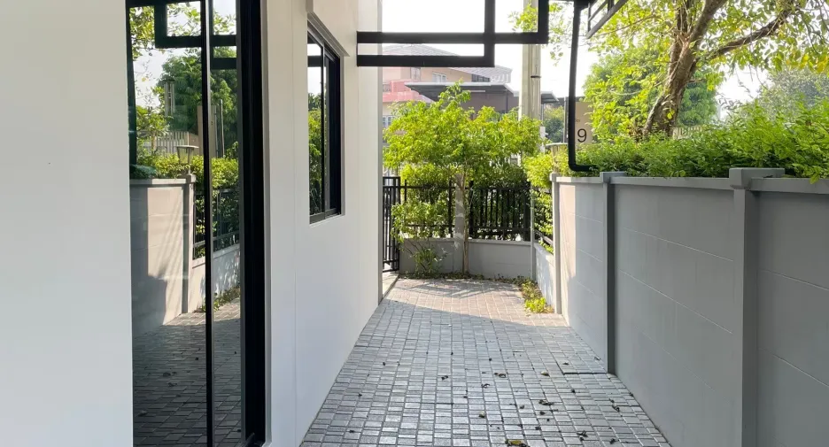 出售 3 卧室 联排别墅 在 Bang Kruai, Nonthaburi